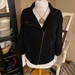 Tribal snazzy 3/4 sleeve attractive jacket!